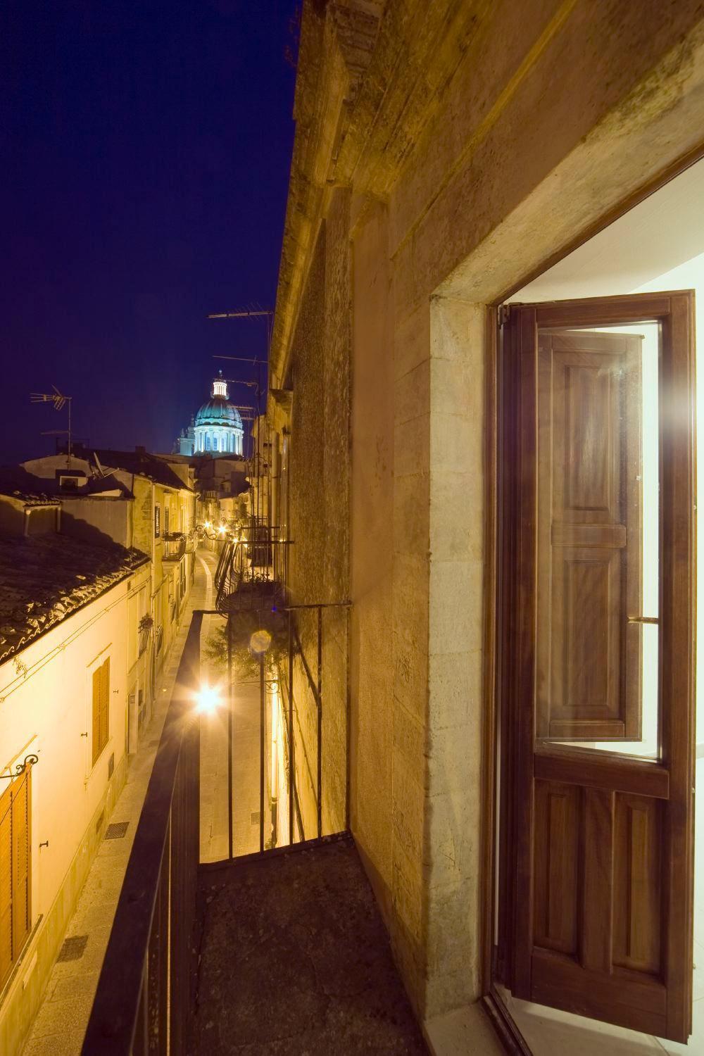 Bed and Breakfast Giardino Sul Duomo Рагуза Экстерьер фото